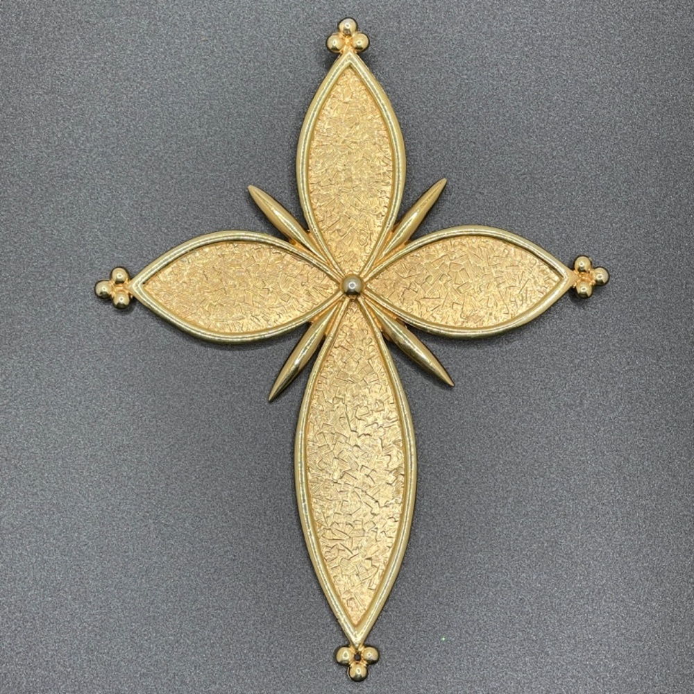 Act II Vintage 80's Signed Gold Tone Large Cross Pendant